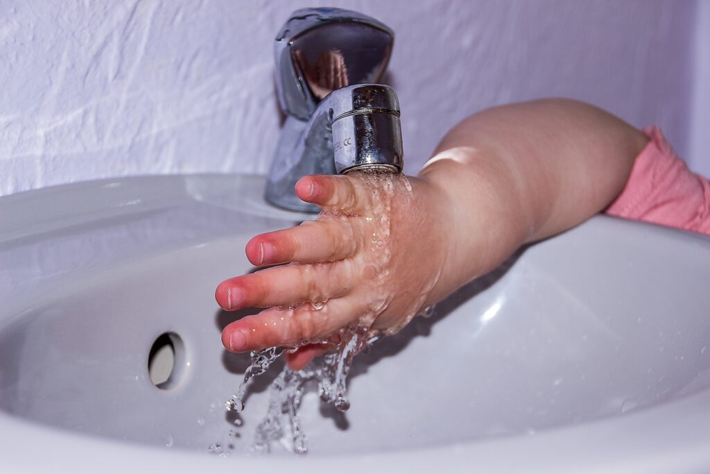 Tap Water Smells Like Chlorine 2 Tap Water Smells Like Chlorine – American Clear Water LLC. tap-water-tastes-like-chlorine